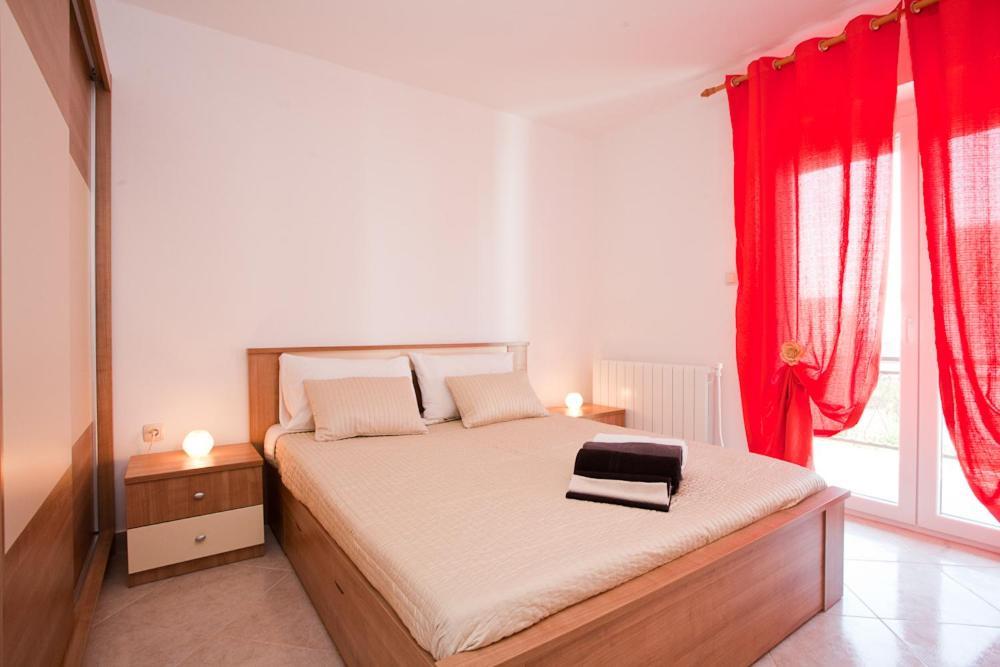 Apartments Melita 크르크 외부 사진
