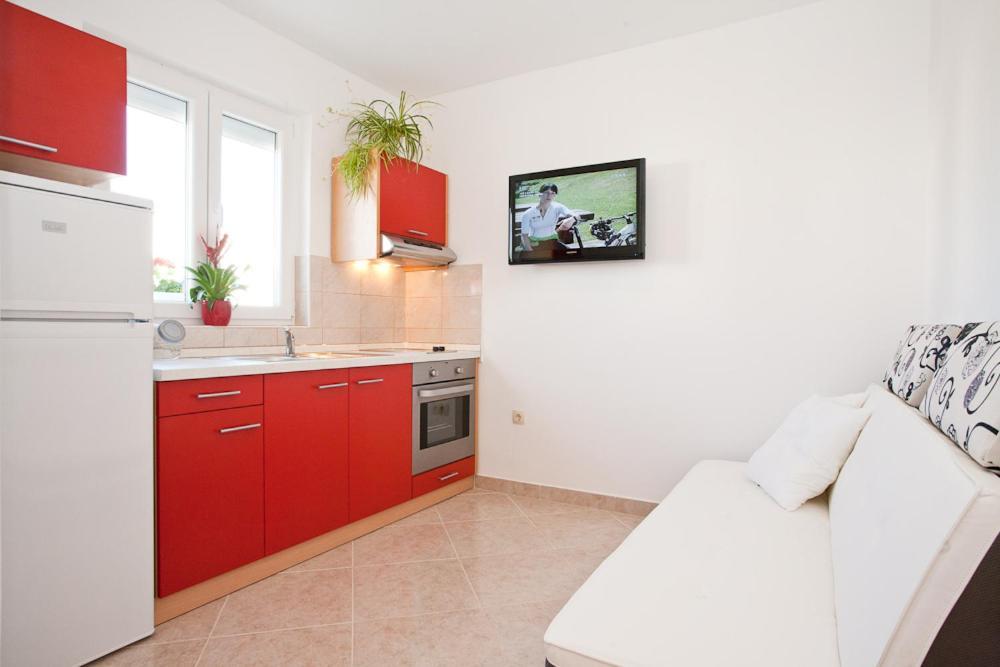 Apartments Melita 크르크 외부 사진