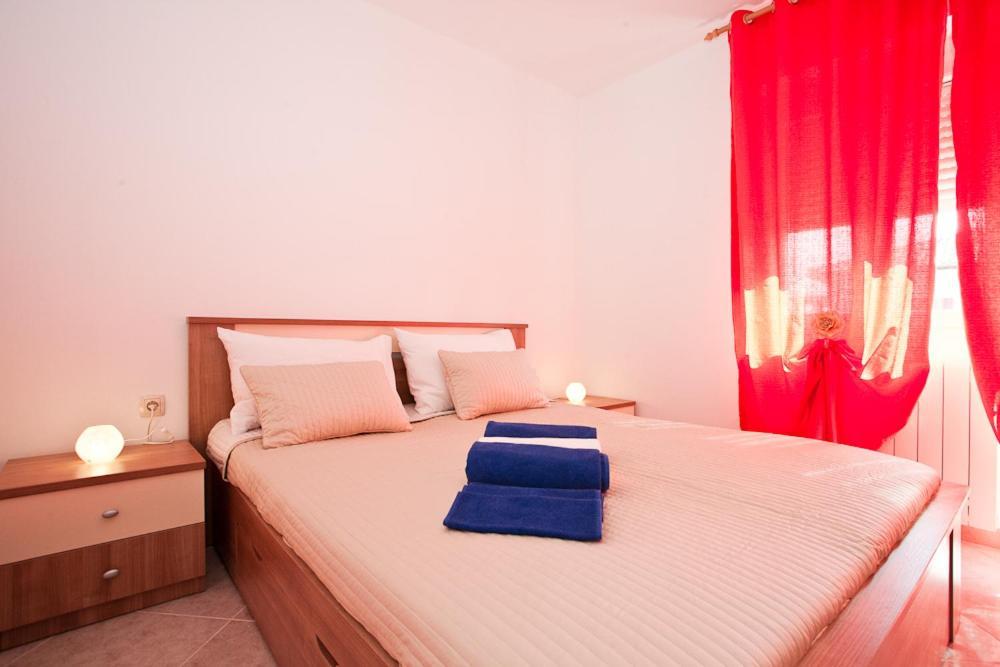 Apartments Melita 크르크 외부 사진