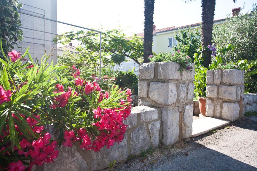 Apartments Melita 크르크 외부 사진