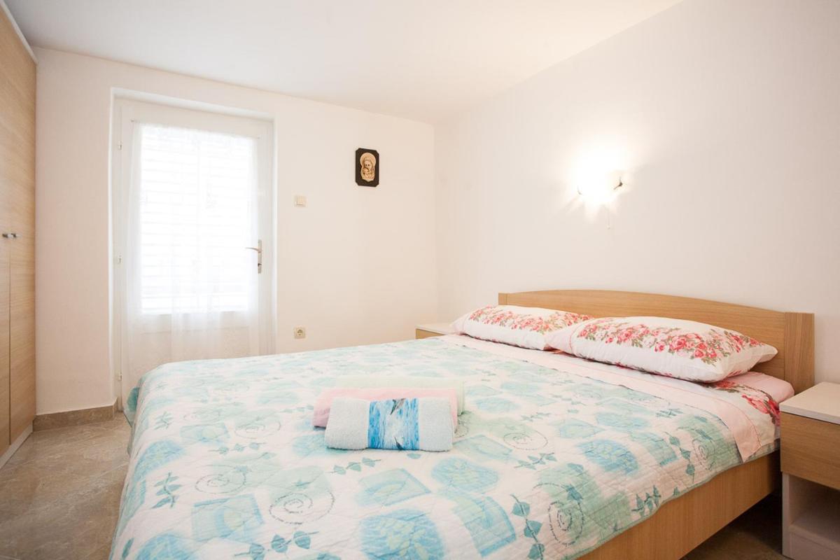 Apartments Melita 크르크 외부 사진