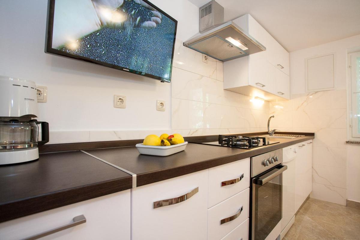 Apartments Melita 크르크 외부 사진